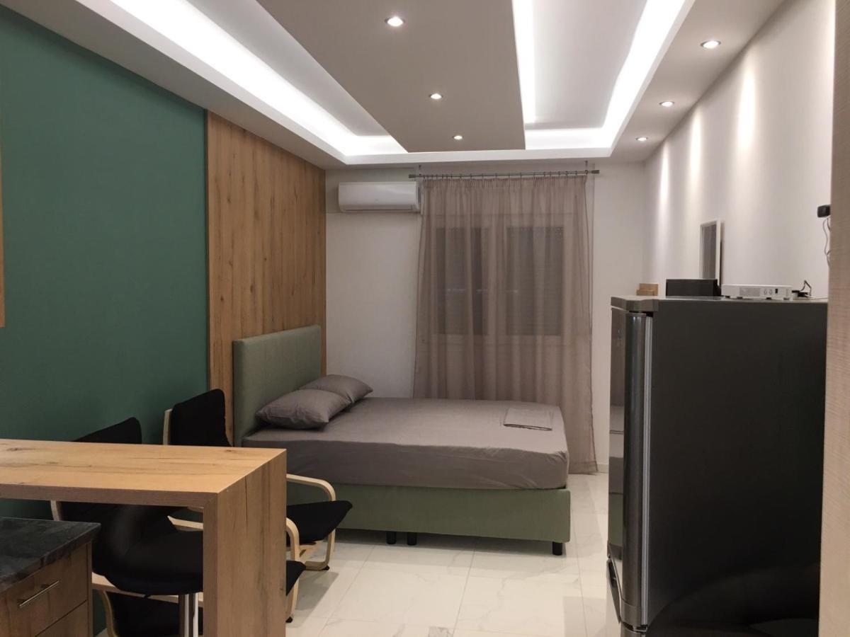 Luxury Ipoga Apartment เอเธนส์ ภายนอก รูปภาพ