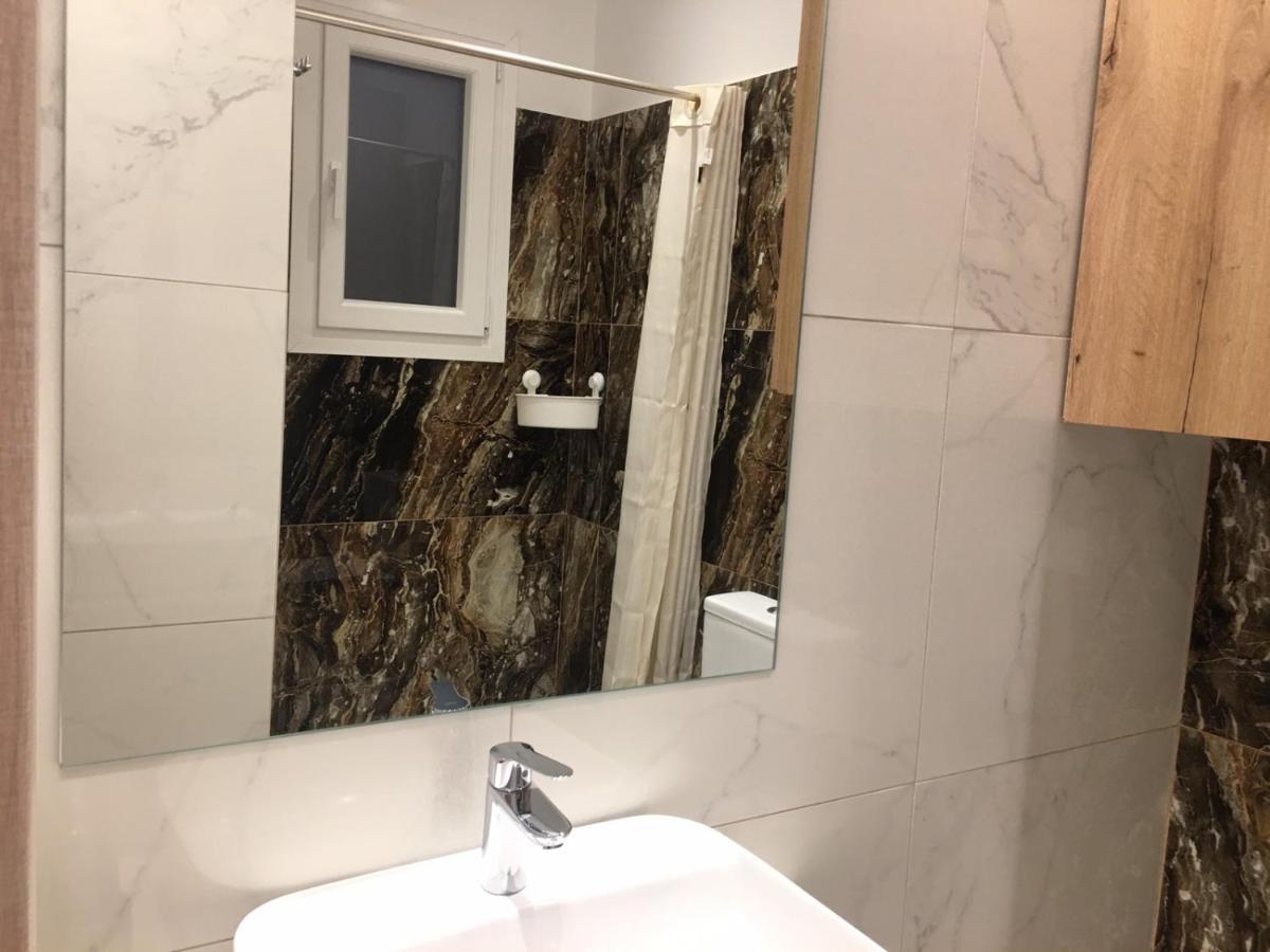 Luxury Ipoga Apartment เอเธนส์ ภายนอก รูปภาพ